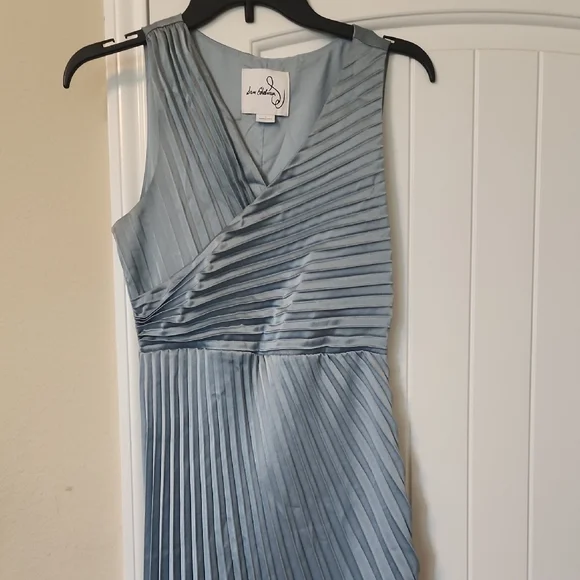 Sam Edelman Elegant Blue Pleated Dress - Picture 2 of 4